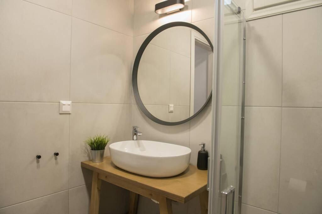 Elegant Apartment In The Heart Of Heraklion Extérieur photo