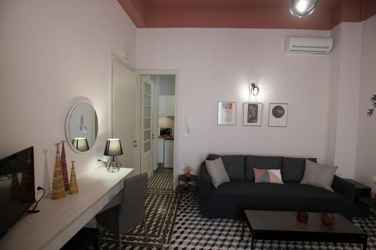 Elegant Apartment In The Heart Of Heraklion Extérieur photo