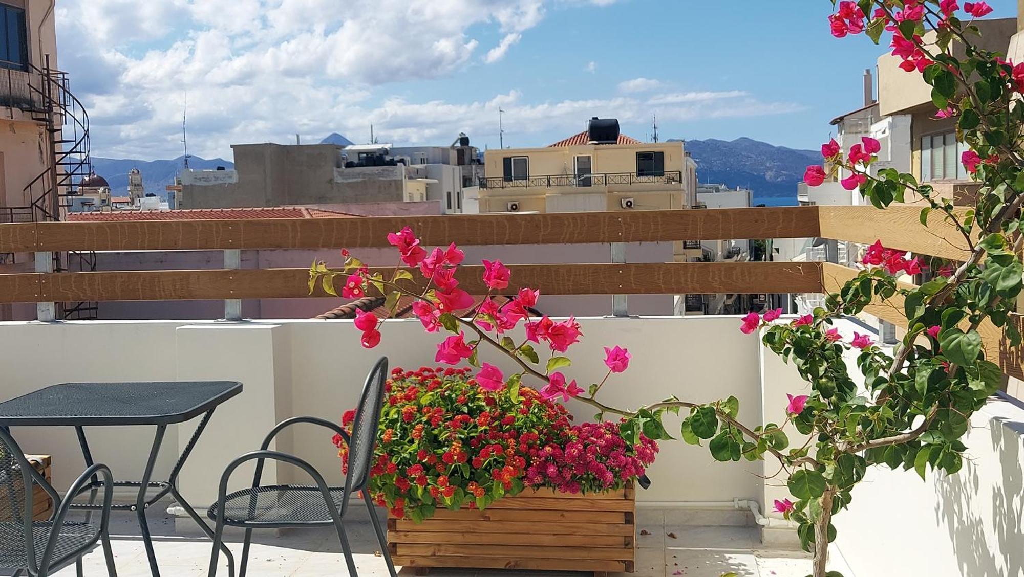 Elegant Apartment In The Heart Of Heraklion Extérieur photo